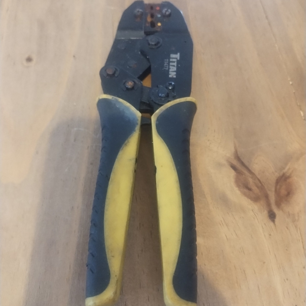 Titan Wire Crimper - Yellow & Black Hand Tool